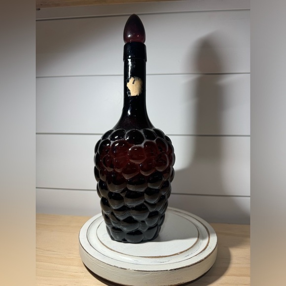 Vintage (Empoli?) Amethyst Grape Glass Decanter - Picture 4 of 6